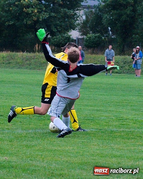 Zdjęcie w galerii na portalu naszraciborz.pl: Trampkarze starsi: Płomień pochłonął Rafako wiadomości z regionu