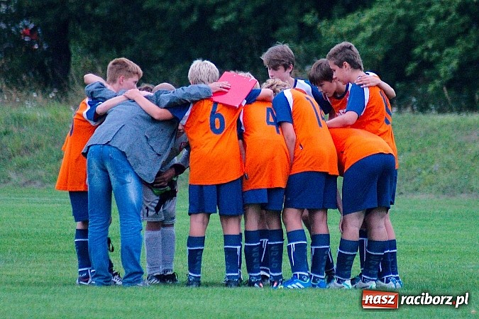 Zdjęcie w galerii na portalu naszraciborz.pl: Trampkarze starsi: Płomień pochłonął Rafako wiadomości z regionu