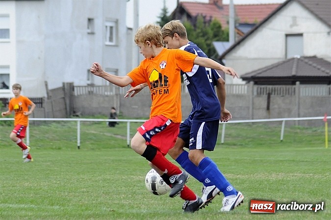 Zdjęcie w galerii na portalu naszraciborz.pl: Młodzi Unici rozgromili Grzegorzowice wiadomości z regionu