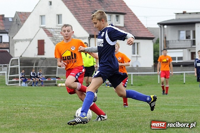Zdjęcie w galerii na portalu naszraciborz.pl: Młodzi Unici rozgromili Grzegorzowice wiadomości z regionu