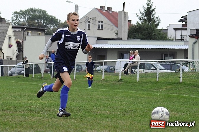 Zdjęcie w galerii na portalu naszraciborz.pl: Młodzi Unici rozgromili Grzegorzowice wiadomości z regionu