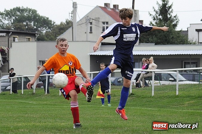Zdjęcie w galerii na portalu naszraciborz.pl: Młodzi Unici rozgromili Grzegorzowice wiadomości z regionu
