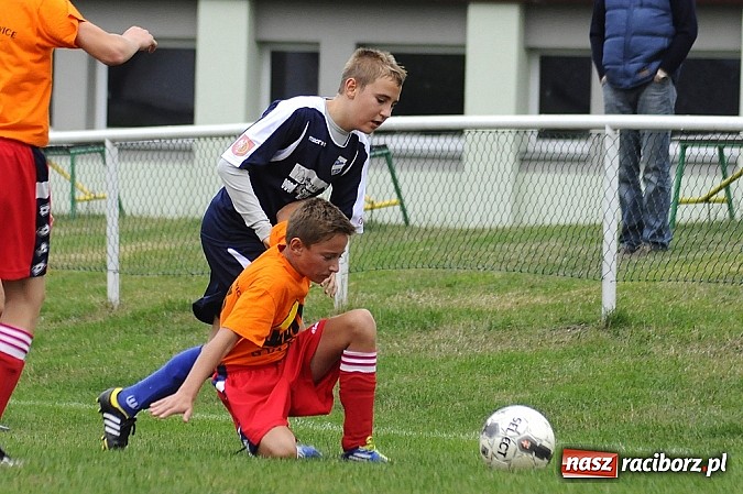 Zdjęcie w galerii na portalu naszraciborz.pl: Młodzi Unici rozgromili Grzegorzowice wiadomości z regionu