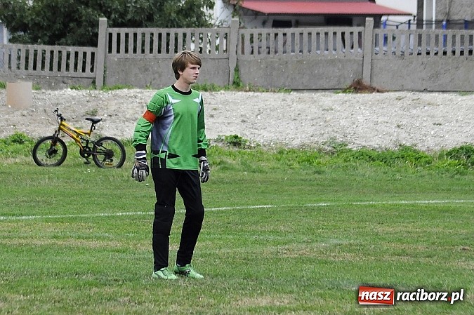 Zdjęcie w galerii na portalu naszraciborz.pl: Młodzi Unici rozgromili Grzegorzowice wiadomości z regionu