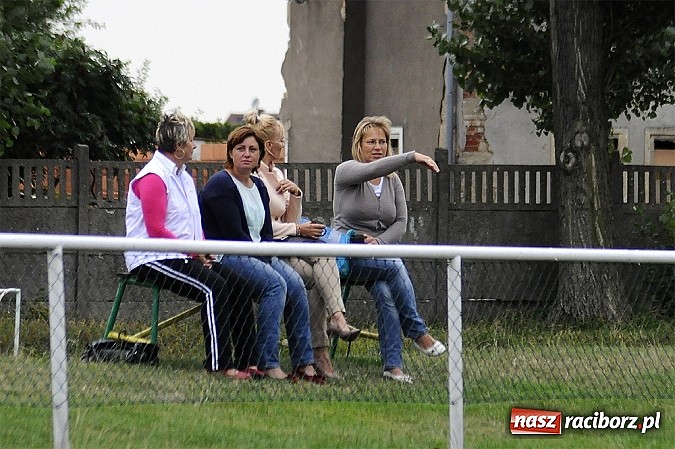 Zdjęcie w galerii na portalu naszraciborz.pl: Młodzi Unici rozgromili Grzegorzowice wiadomości z regionu