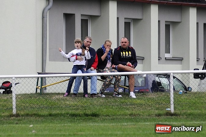 Zdjęcie w galerii na portalu naszraciborz.pl: Młodzi Unici rozgromili Grzegorzowice wiadomości z regionu