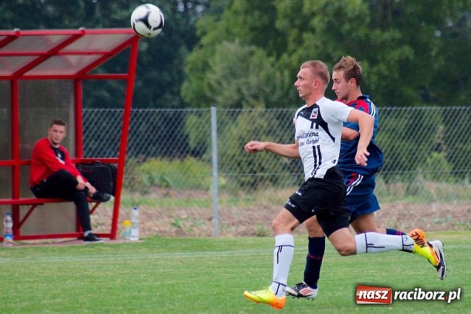 Zdjęcie w galerii na portalu naszraciborz.pl: Puchar Polski: Kanonada w Borucinie. Naprzód na kolanach wiadomości z regionu