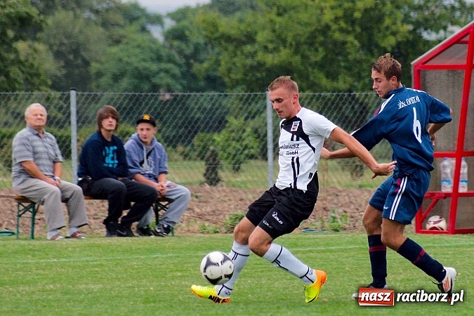 Zdjęcie w galerii na portalu naszraciborz.pl: Puchar Polski: Kanonada w Borucinie. Naprzód na kolanach wiadomości z regionu
