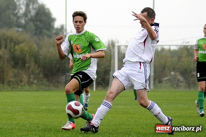 Zdjęcie w galerii na portalu naszraciborz.pl: Sensacja w Pucharze Polski. Raszczyce wyeliminowały czwartoligowca wiadomości z regionu