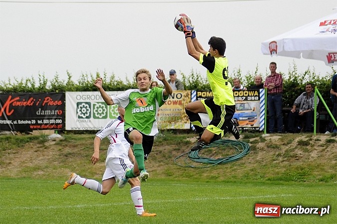 Zdjęcie w galerii na portalu naszraciborz.pl: Sensacja w Pucharze Polski. Raszczyce wyeliminowały czwartoligowca wiadomości z regionu