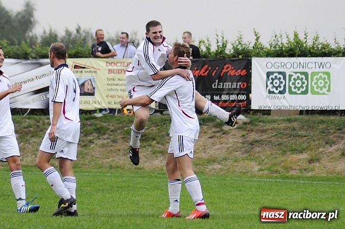 Zdjęcie w galerii na portalu naszraciborz.pl: Sensacja w Pucharze Polski. Raszczyce wyeliminowały czwartoligowca wiadomości z regionu