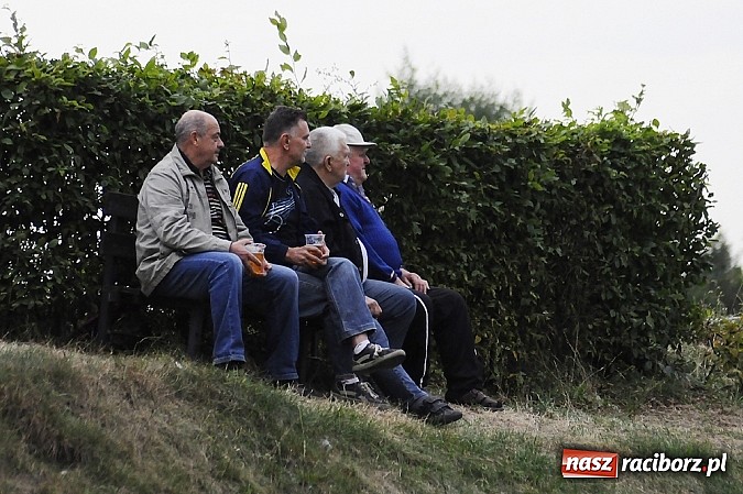 Zdjęcie w galerii na portalu naszraciborz.pl: Sensacja w Pucharze Polski. Raszczyce wyeliminowały czwartoligowca wiadomości z regionu