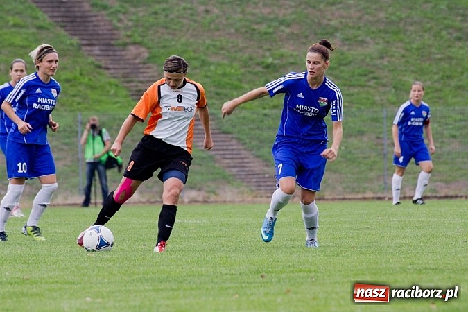 Zdjęcie w galerii na portalu naszraciborz.pl: Wygrana unitek na inaugurację Ekstraligi wiadomości z regionu