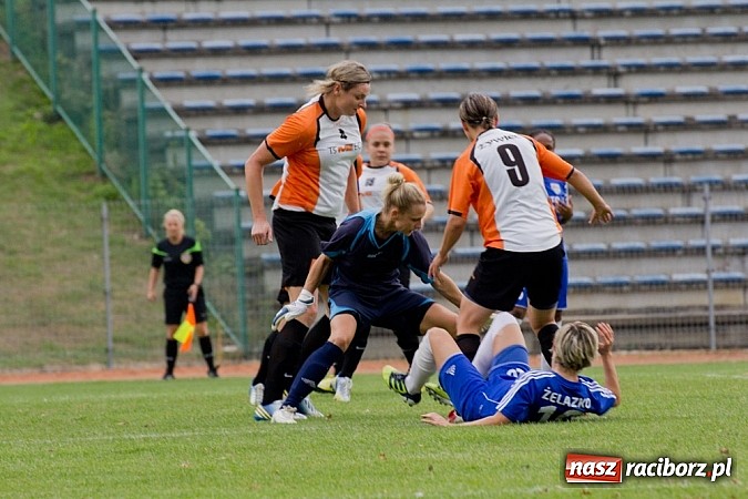 Zdjęcie w galerii na portalu naszraciborz.pl: Wygrana unitek na inaugurację Ekstraligi wiadomości z regionu