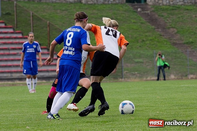 Zdjęcie w galerii na portalu naszraciborz.pl: Wygrana unitek na inaugurację Ekstraligi wiadomości z regionu
