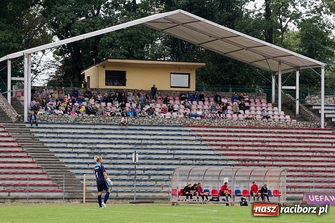 Zdjęcie w galerii na portalu naszraciborz.pl: Wygrana unitek na inaugurację Ekstraligi wiadomości z regionu
