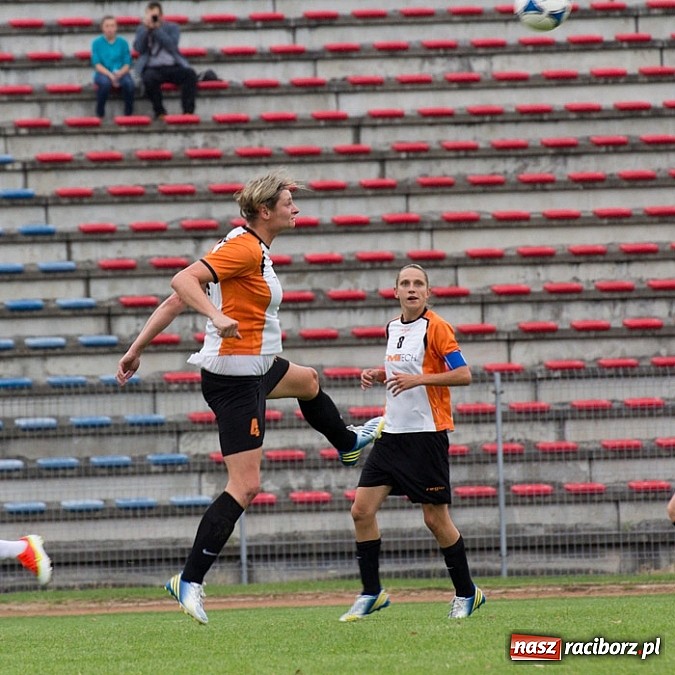 Zdjęcie w galerii na portalu naszraciborz.pl: Wygrana unitek na inaugurację Ekstraligi wiadomości z regionu