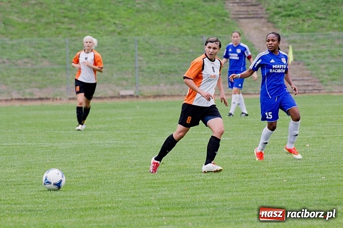 Zdjęcie w galerii na portalu naszraciborz.pl: Wygrana unitek na inaugurację Ekstraligi wiadomości z regionu