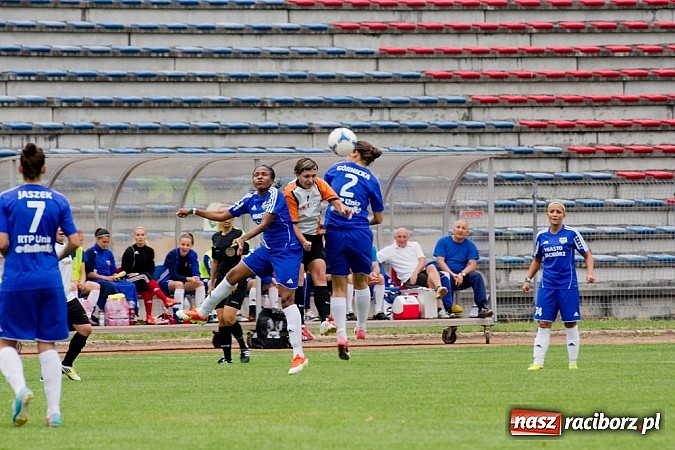 Zdjęcie w galerii na portalu naszraciborz.pl: Wygrana unitek na inaugurację Ekstraligi wiadomości z regionu