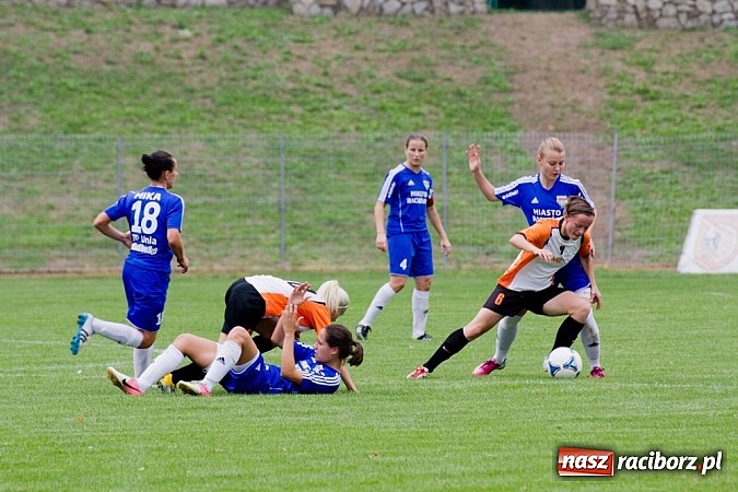 Zdjęcie w galerii na portalu naszraciborz.pl: Wygrana unitek na inaugurację Ekstraligi wiadomości z regionu