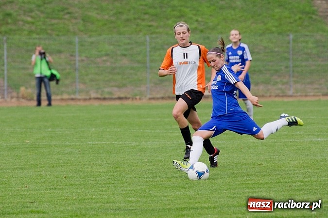 Zdjęcie w galerii na portalu naszraciborz.pl: Wygrana unitek na inaugurację Ekstraligi wiadomości z regionu