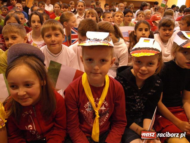 Zdjęcie w galerii na portalu naszraciborz.pl: Europejskie święto w Krzanowicach wiadomości z regionu