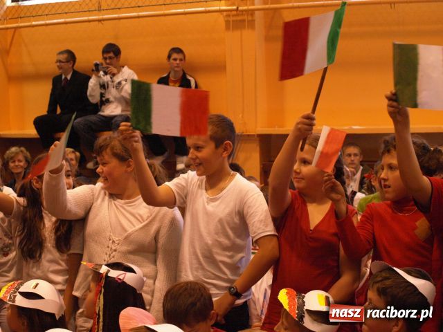 Zdjęcie w galerii na portalu naszraciborz.pl: Europejskie święto w Krzanowicach wiadomości z regionu