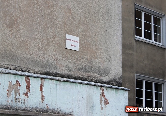 Zdjęcie w galerii na portalu naszraciborz.pl: Z przodu lukier, z tyłu katastrofa wiadomości z regionu