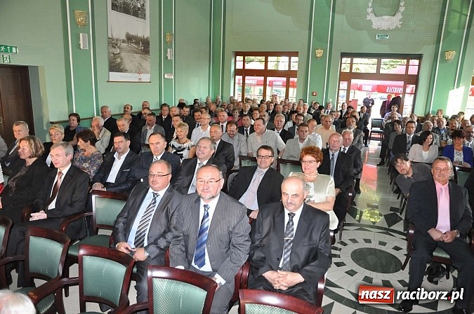 Zdjęcie w galerii na portalu naszraciborz.pl: Dzień Energetyka w Rafako. Wewnętrzny spokój prezesa Mortasa wiadomości z regionu