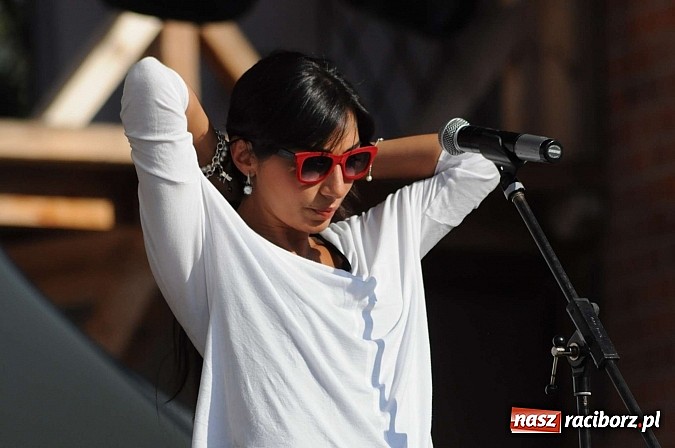 Zdjęcie w galerii na portalu naszraciborz.pl: Piękne Włoszki miały dziś próbę na zamku wiadomości z regionu