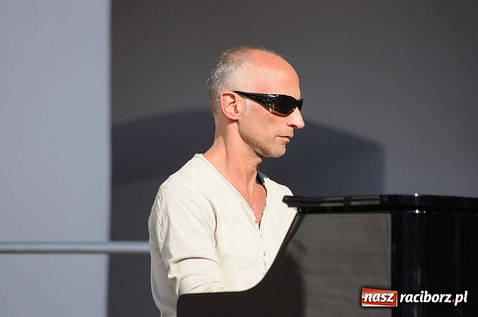 Zdjęcie w galerii na portalu naszraciborz.pl: Piękne Włoszki miały dziś próbę na zamku wiadomości z regionu