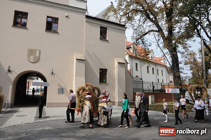 Zdjęcie w galerii na portalu naszraciborz.pl: Dożynki powiatowe w tym roku na zamku wiadomości z regionu