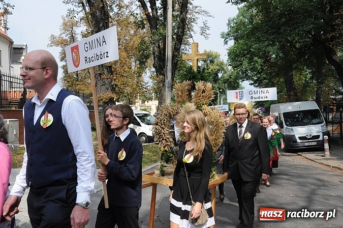 Zdjęcie w galerii na portalu naszraciborz.pl: Dożynki powiatowe w tym roku na zamku wiadomości z regionu