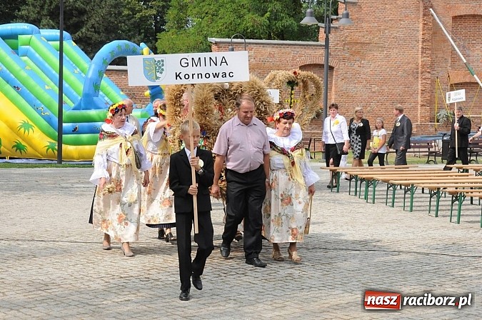 Zdjęcie w galerii na portalu naszraciborz.pl: Dożynki powiatowe w tym roku na zamku wiadomości z regionu
