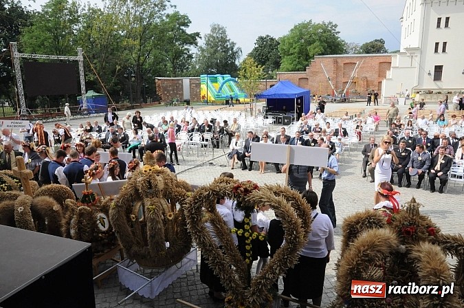 Zdjęcie w galerii na portalu naszraciborz.pl: Dożynki powiatowe w tym roku na zamku wiadomości z regionu