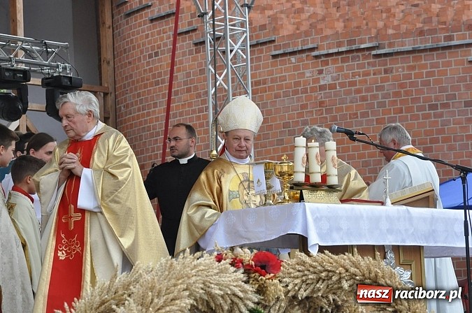 Zdjęcie w galerii na portalu naszraciborz.pl: Dożynki powiatowe w tym roku na zamku wiadomości z regionu
