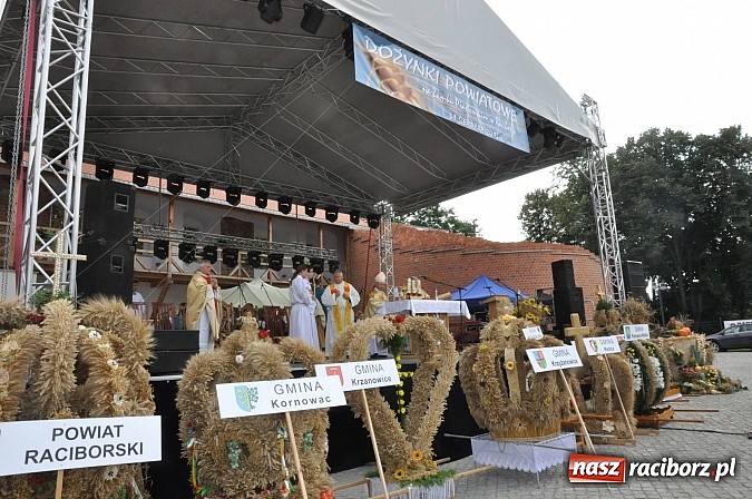 Zdjęcie w galerii na portalu naszraciborz.pl: Dożynki powiatowe w tym roku na zamku wiadomości z regionu