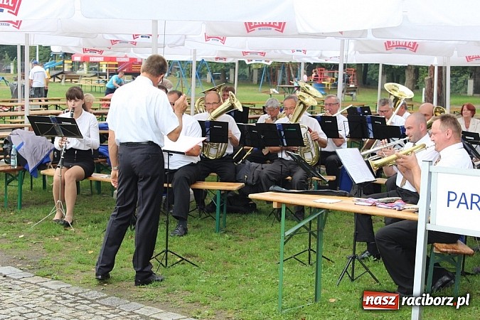 Zdjęcie w galerii na portalu naszraciborz.pl: Festyn rafakowców w Szymocicach wiadomości z regionu