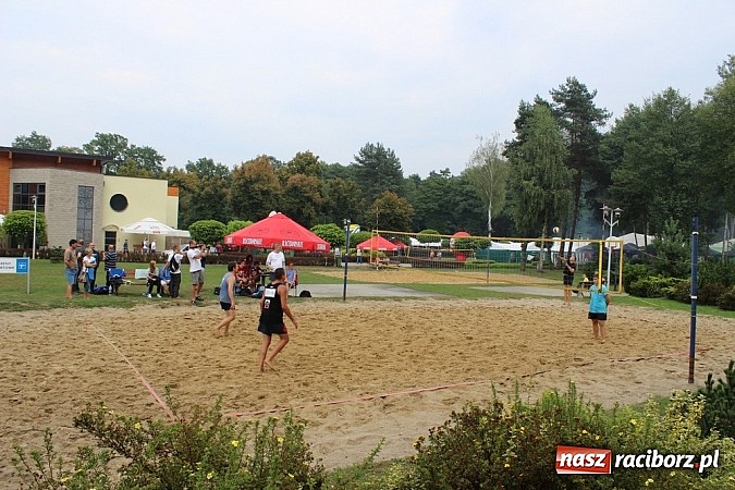 Zdjęcie w galerii na portalu naszraciborz.pl: Festyn rafakowców w Szymocicach wiadomości z regionu