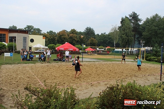Zdjęcie w galerii na portalu naszraciborz.pl: Festyn rafakowców w Szymocicach wiadomości z regionu