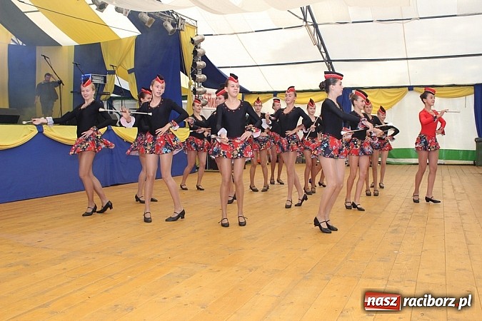 Zdjęcie w galerii na portalu naszraciborz.pl: Festyn rafakowców w Szymocicach wiadomości z regionu