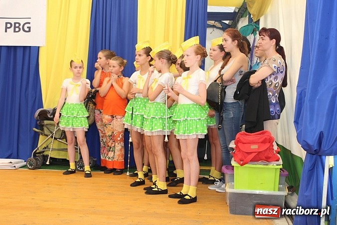 Zdjęcie w galerii na portalu naszraciborz.pl: Festyn rafakowców w Szymocicach wiadomości z regionu