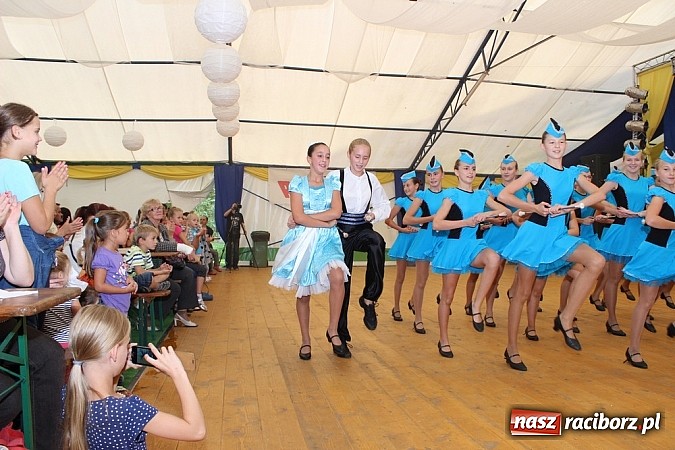 Zdjęcie w galerii na portalu naszraciborz.pl: Festyn rafakowców w Szymocicach wiadomości z regionu