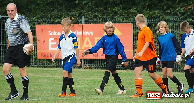 Zdjęcie w galerii na portalu naszraciborz.pl: Trampkarze Tworkowa lepsi przy Tuwima wiadomości z regionu