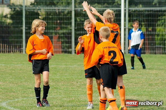 Zdjęcie w galerii na portalu naszraciborz.pl: Trampkarze Tworkowa lepsi przy Tuwima wiadomości z regionu