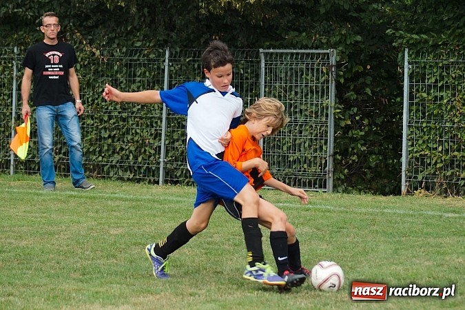 Zdjęcie w galerii na portalu naszraciborz.pl: Trampkarze Tworkowa lepsi przy Tuwima wiadomości z regionu