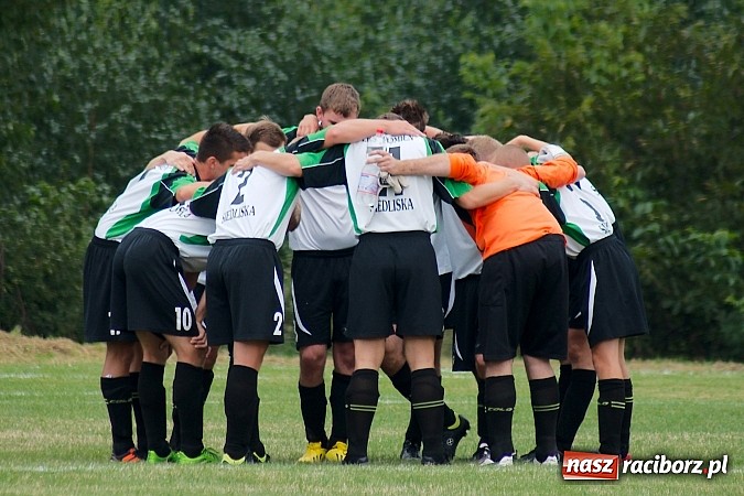 Zdjęcie w galerii na portalu naszraciborz.pl: Strzelanina w Zabełkowie. Pierwszy punkt gospodarzy wiadomości z regionu