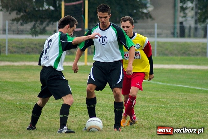 Zdjęcie w galerii na portalu naszraciborz.pl: Strzelanina w Zabełkowie. Pierwszy punkt gospodarzy wiadomości z regionu