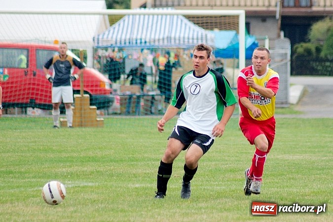 Zdjęcie w galerii na portalu naszraciborz.pl: Strzelanina w Zabełkowie. Pierwszy punkt gospodarzy wiadomości z regionu