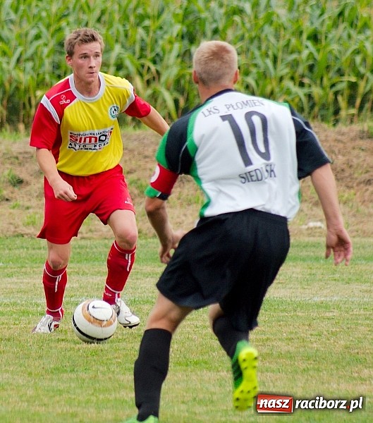 Zdjęcie w galerii na portalu naszraciborz.pl: Strzelanina w Zabełkowie. Pierwszy punkt gospodarzy wiadomości z regionu